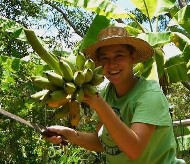 Rebecca Lampl - intern student - education opportunity with Learning from Nature